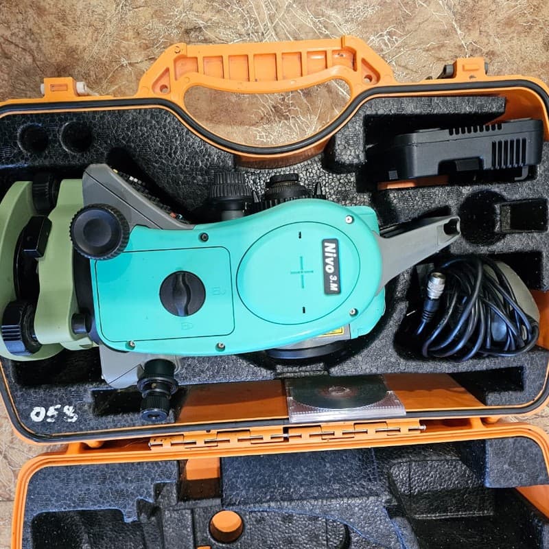 Тахеометр Nikon Nivo 3m 5" 2007 Japan