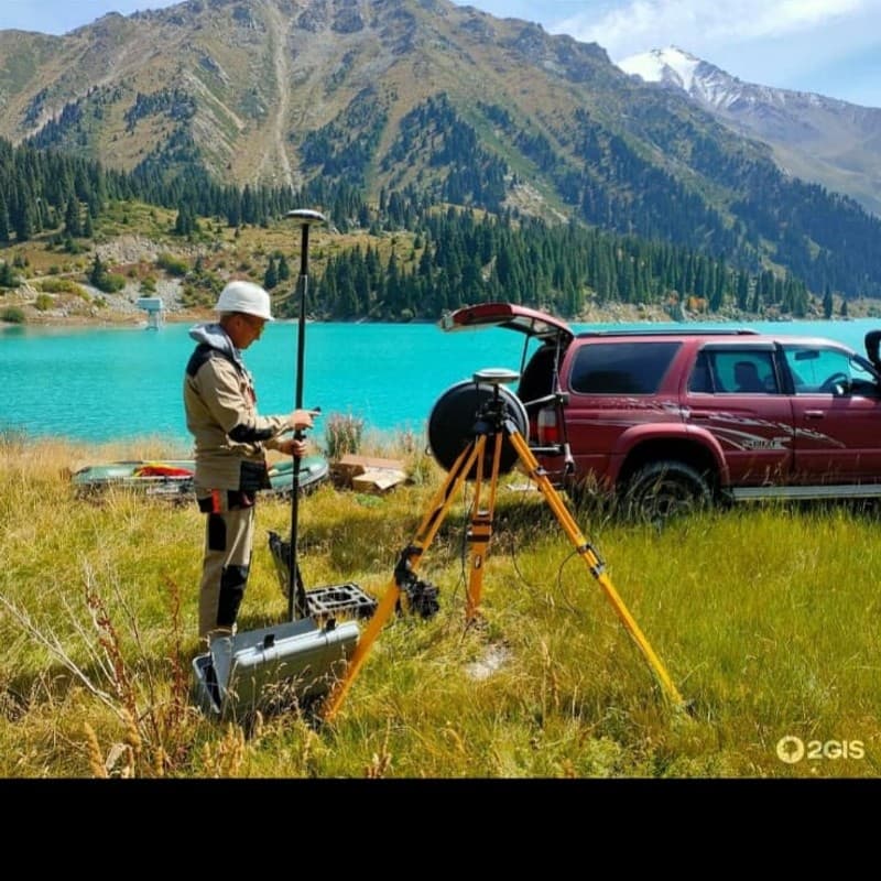 Продается GNSS оборудование полный комплект SP80+SP60 (ровер+база)