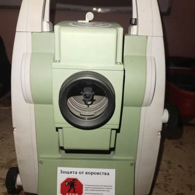 Тахеометры Leica TS02